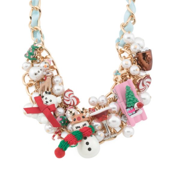 Betsey Johnson Jewelry - ❄️ Betsey Johnson Festive Christmas Holiday necklace  ❄️